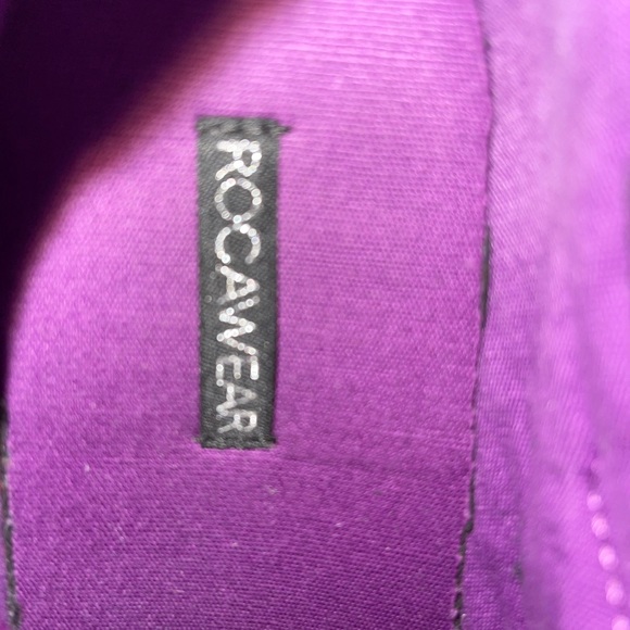 Sneakers - Picture 7 of 10